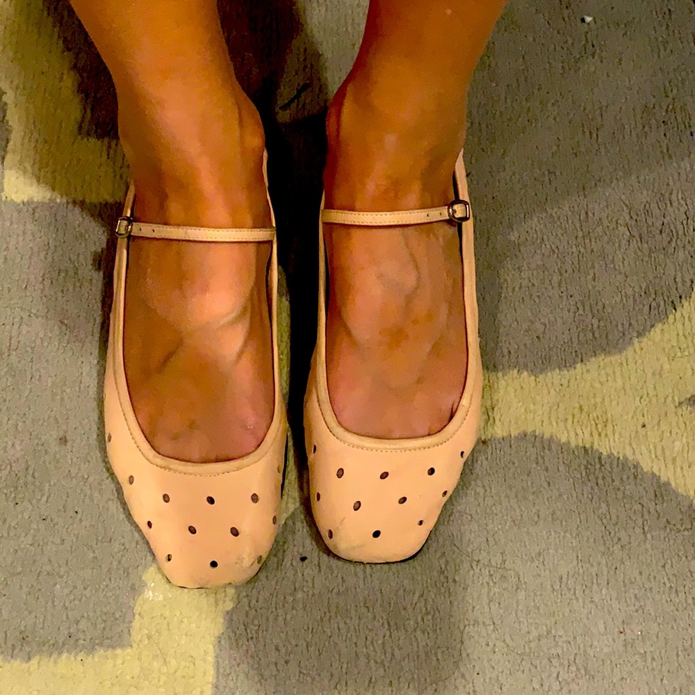 Blush Italian flats!